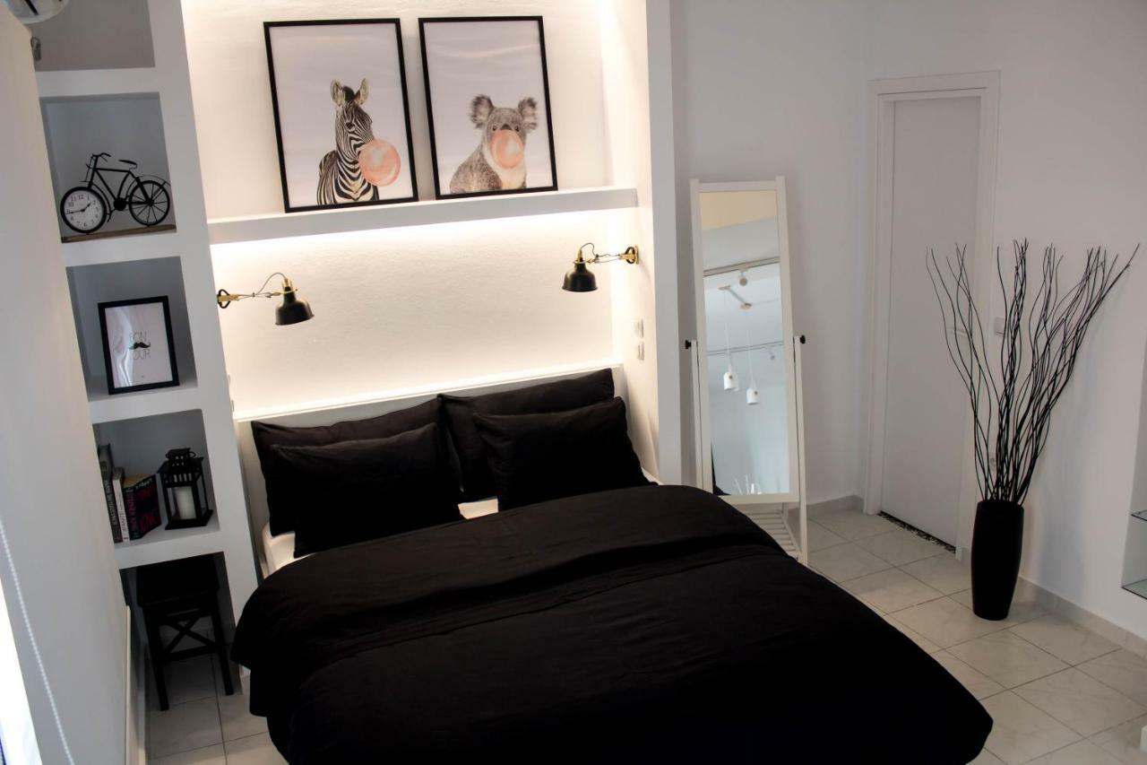 Super Stylish Apartments In Syntagma Square! Афины Экстерьер фото