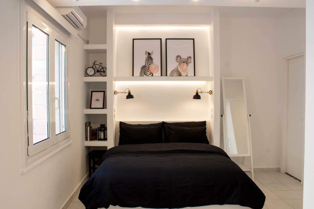 Super Stylish Apartments In Syntagma Square! Афины Экстерьер фото